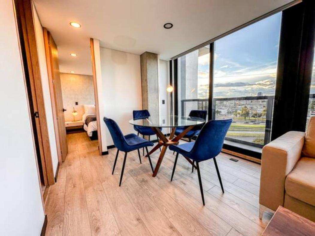 Skyline - Elegant Living With Coworking & Scenic Views Apartment Bogotá
