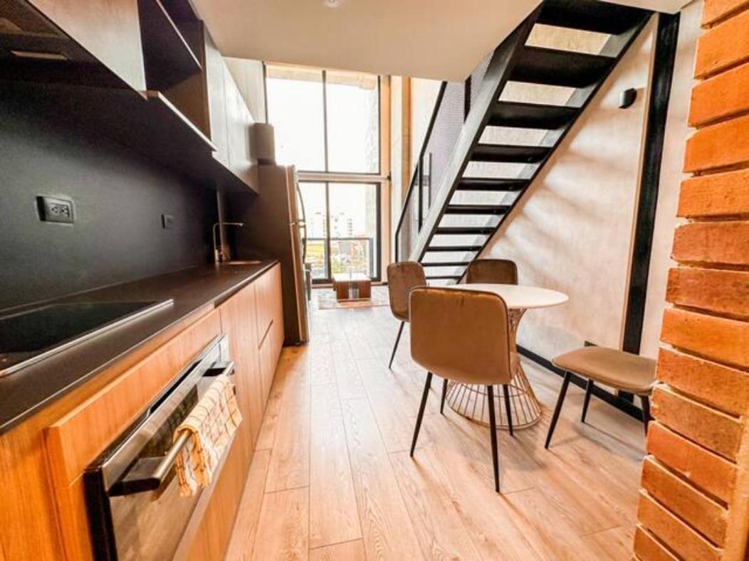 Apartment Skyline - Elegant Living With Coworking & Scenic Views Bogotá